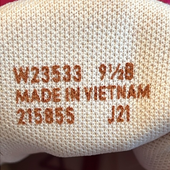 Cole Haan Zerogrand Journey Running Sneaker Shoe Fuchsia Pink Knit Athletic 9.5B - Picture 12 of 16